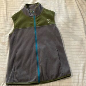 Latched Mama Fleece Vest